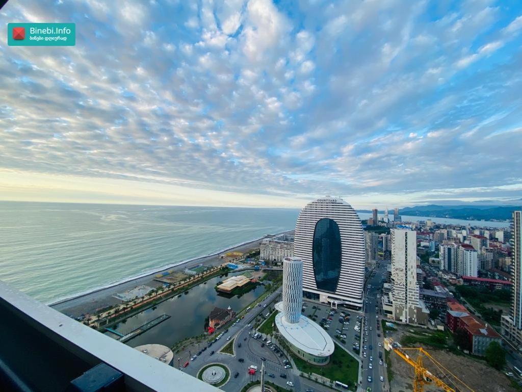 Orbi Twin Tower Batumi Exteriér fotografie